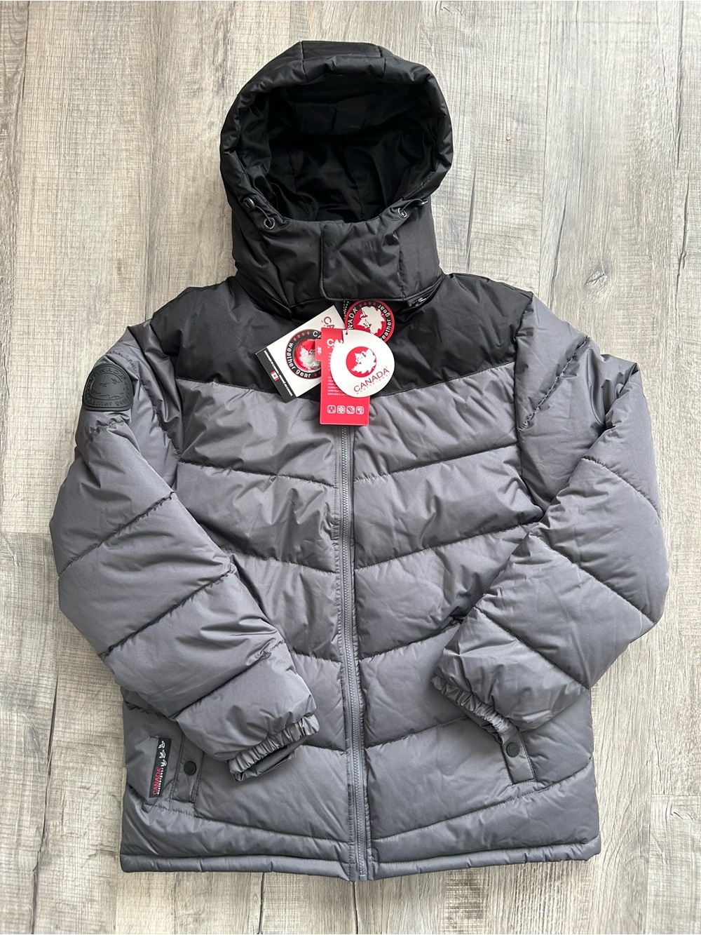 NWT Canada Weather Gear Men’s Winter Insulated Mid-Length Puffer Jacket Gray